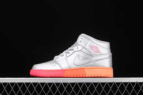 All categories Air Jordan Jordan series basketball shoes Air Jordan 1 Mid Air Jordan 1 Mid SE AJ1 Joe 1 silver powder patent leather mid-top basketball shoes 555112-006